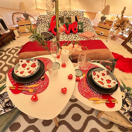 Love Room Tente Lodge Spa Mfg Chez C&C, Exclusivement Reservee Aux Adultes Cantaron المظهر الخارجي الصورة