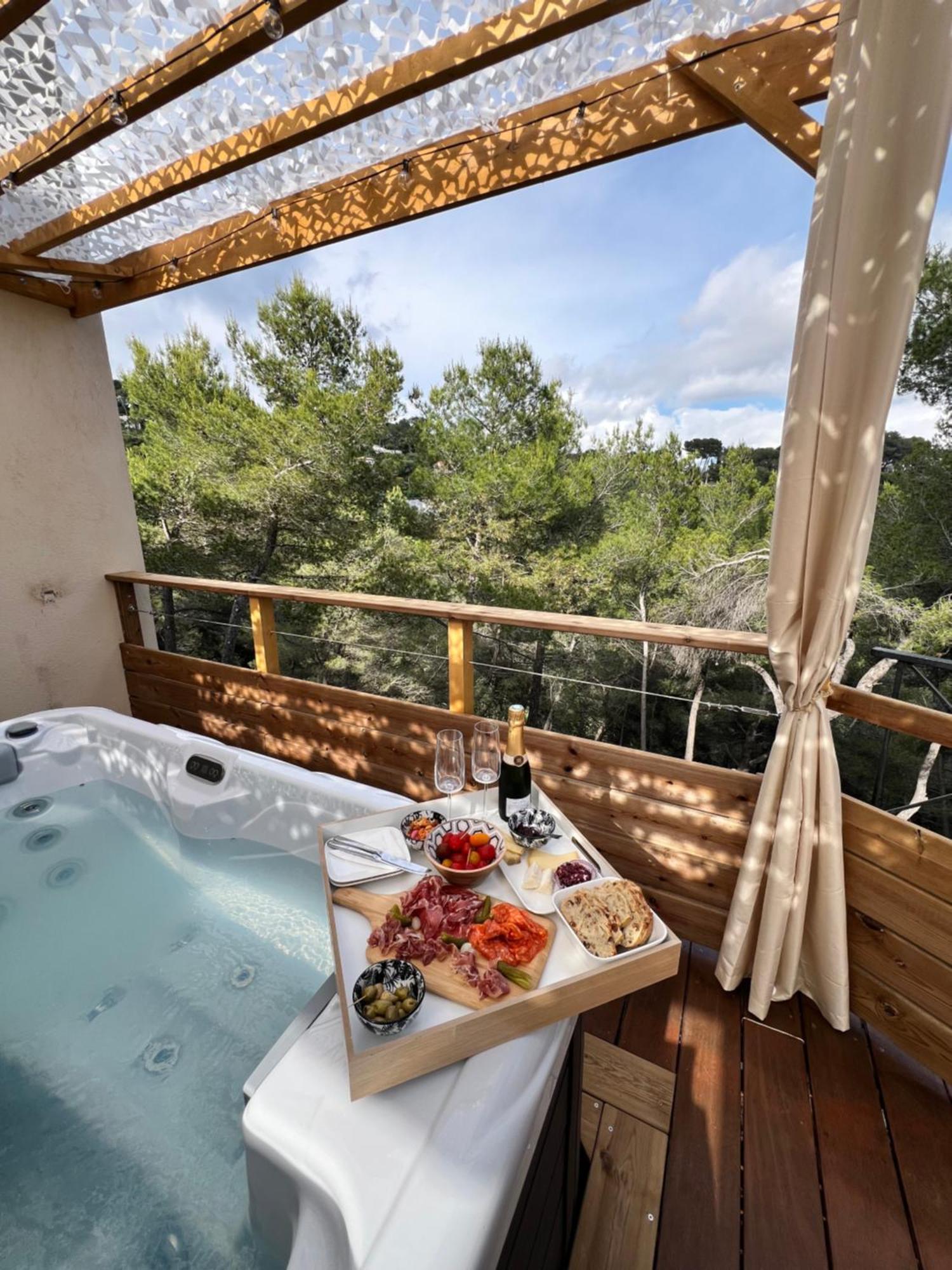 Love Room Tente Lodge Spa Mfg Chez C&C, Exclusivement Reservee Aux Adultes Cantaron المظهر الخارجي الصورة
