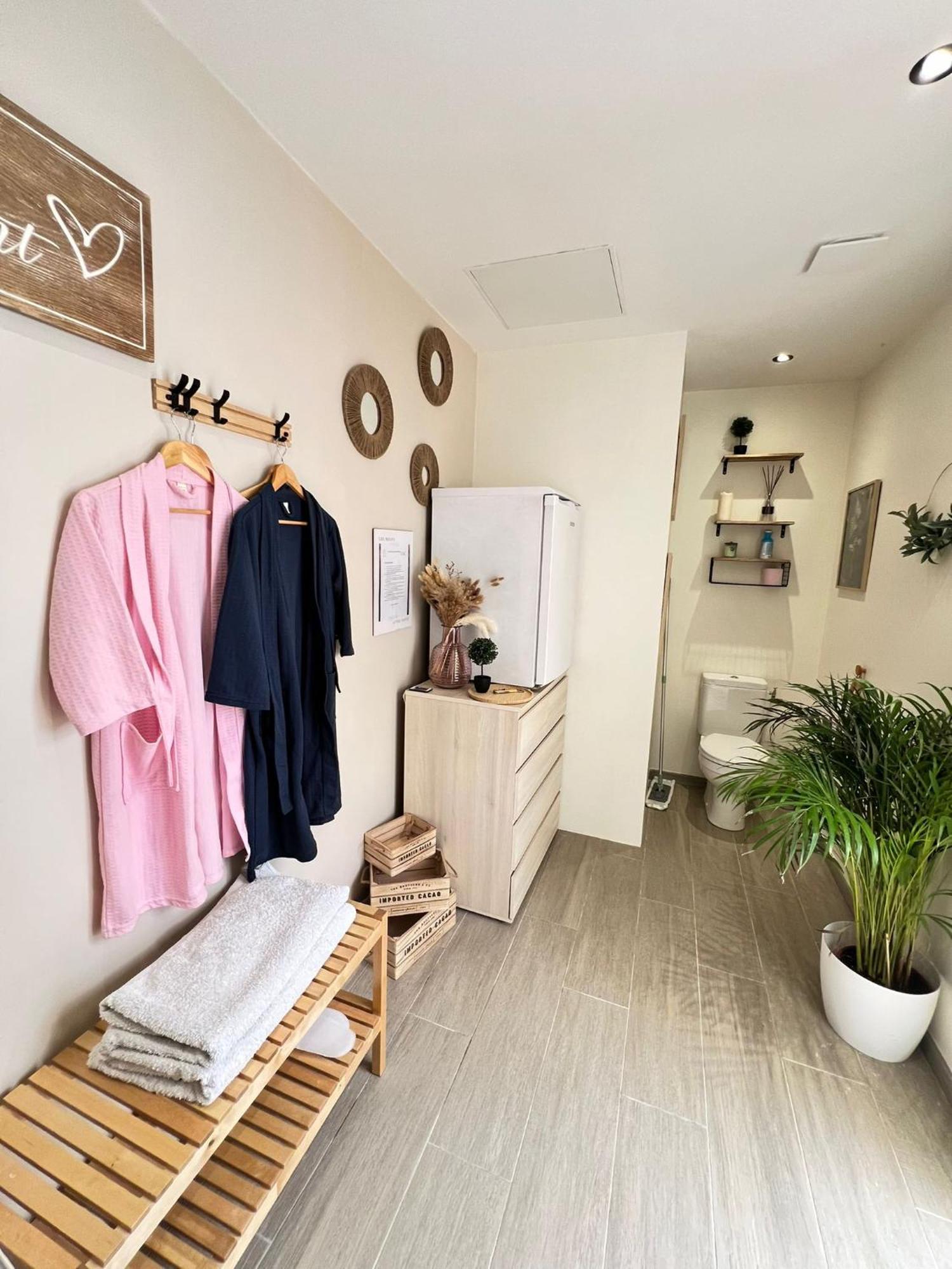 Love Room Tente Lodge Spa Mfg Chez C&C, Exclusivement Reservee Aux Adultes Cantaron المظهر الخارجي الصورة