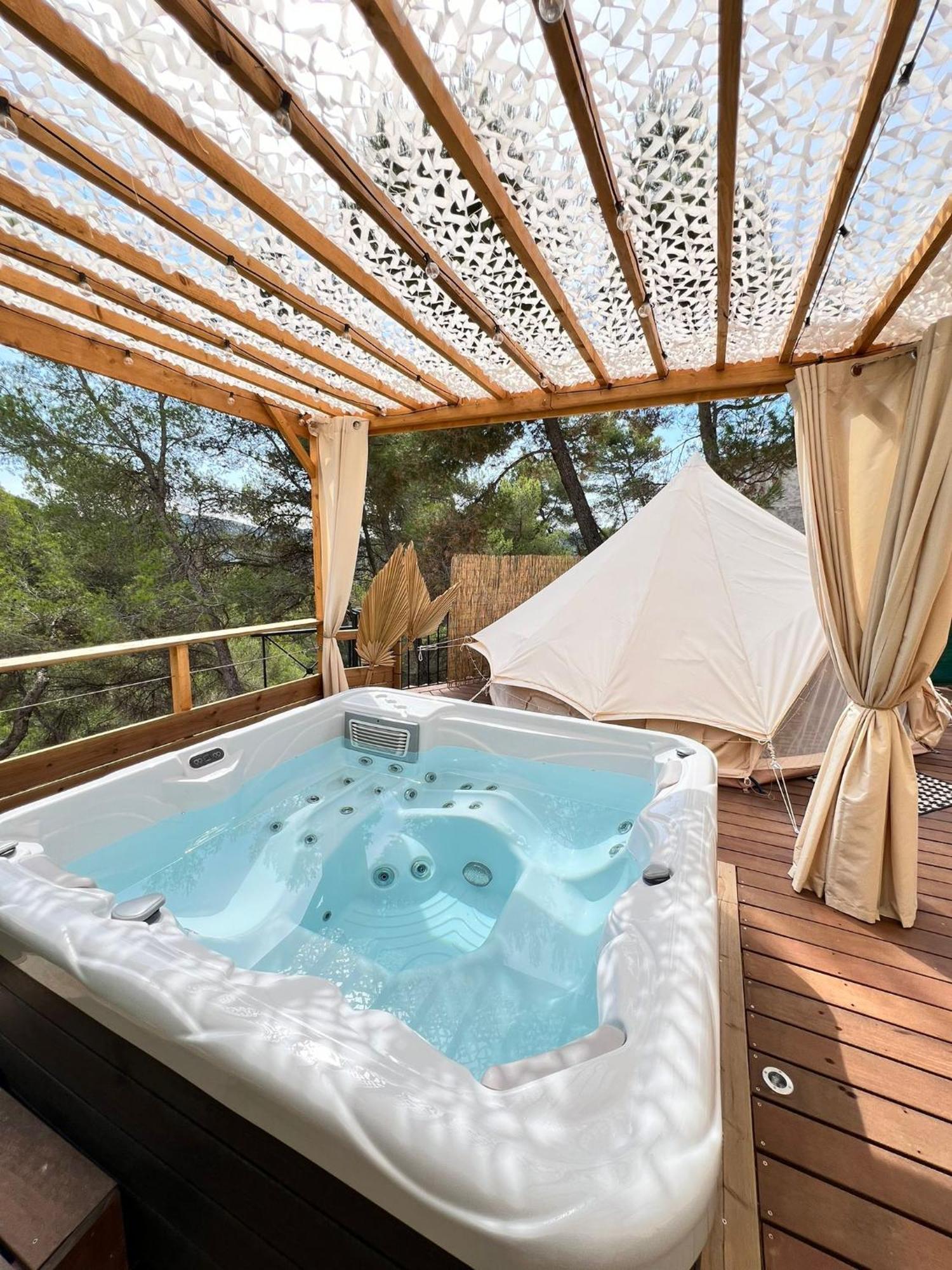 Love Room Tente Lodge Spa Mfg Chez C&C, Exclusivement Reservee Aux Adultes Cantaron المظهر الخارجي الصورة
