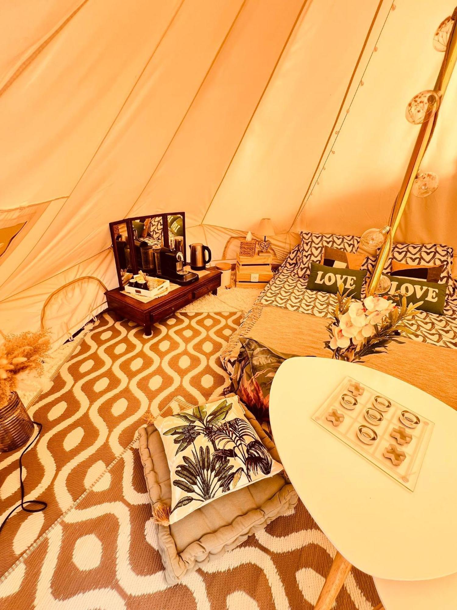 Love Room Tente Lodge Spa Mfg Chez C&C, Exclusivement Reservee Aux Adultes Cantaron المظهر الخارجي الصورة
