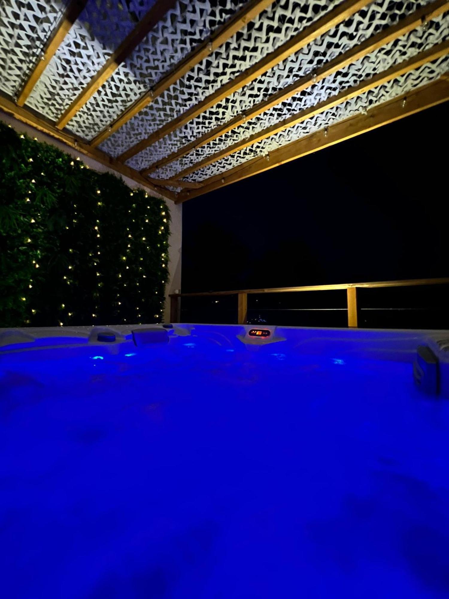 Love Room Tente Lodge Spa Mfg Chez C&C, Exclusivement Reservee Aux Adultes Cantaron المظهر الخارجي الصورة